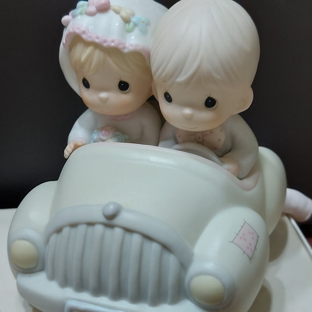 Precious Moments Wedding Car Figurine Retired Collectible
